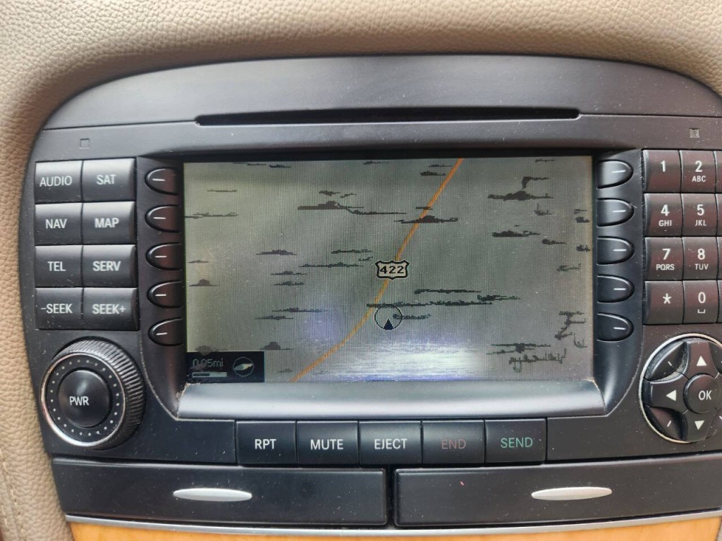 2005 Mercedes-Benz SL-Class Image 21