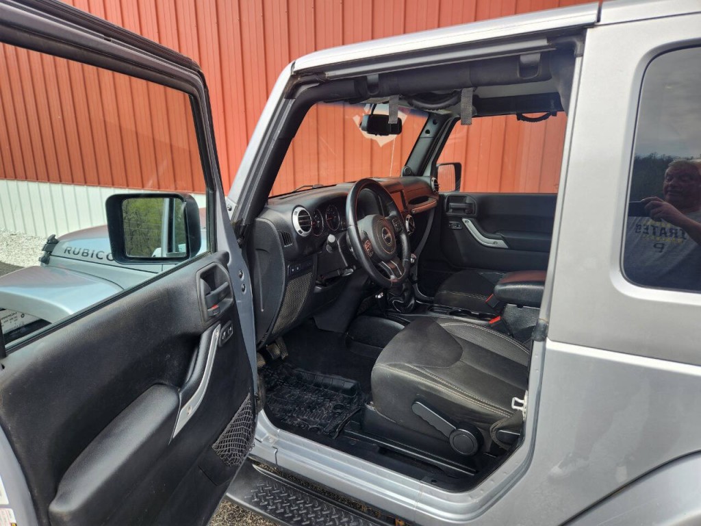 2014 Jeep Wrangler Image 11