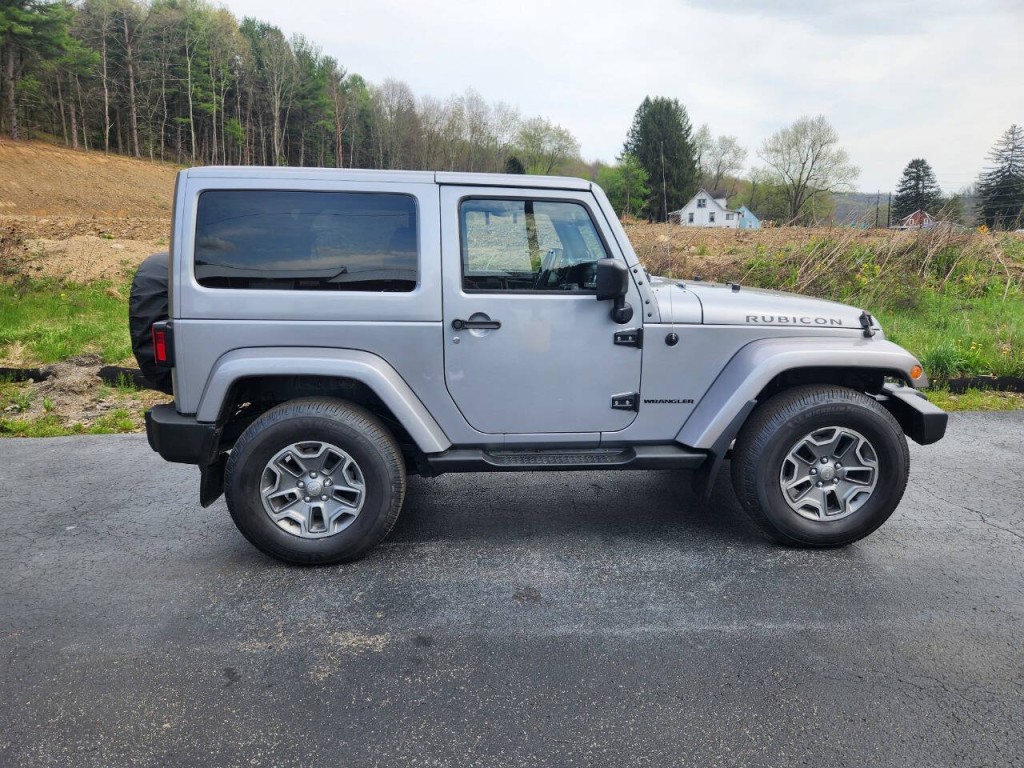 2014 Jeep Wrangler Image 22