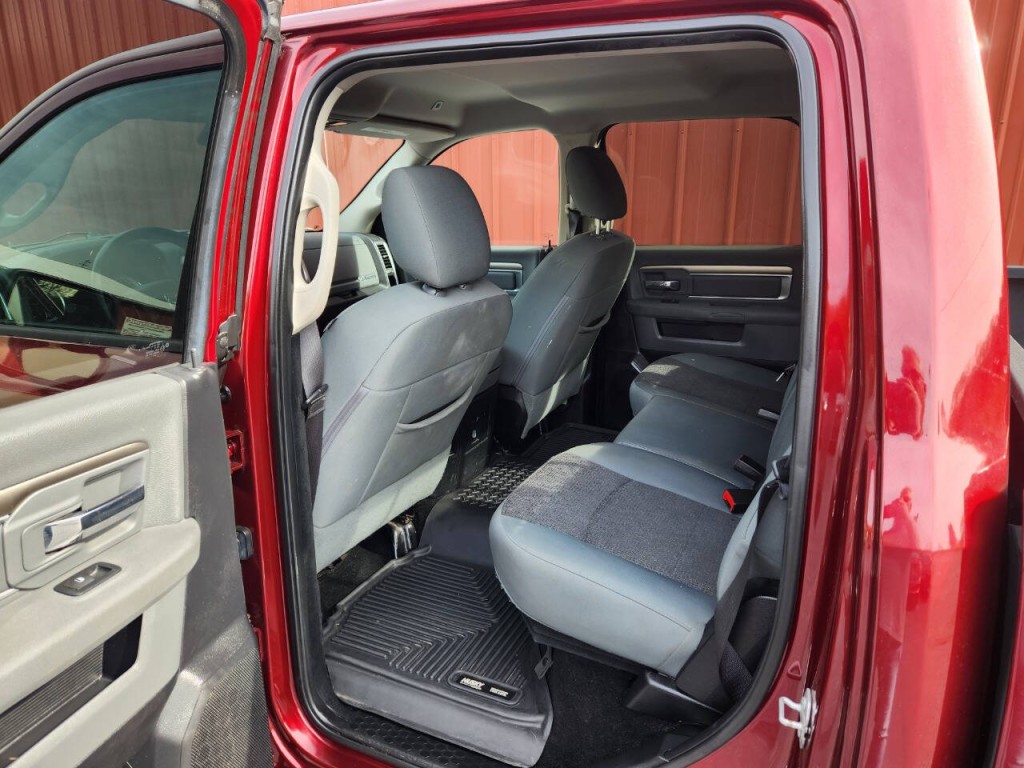 2017 RAM 1500 Image 13