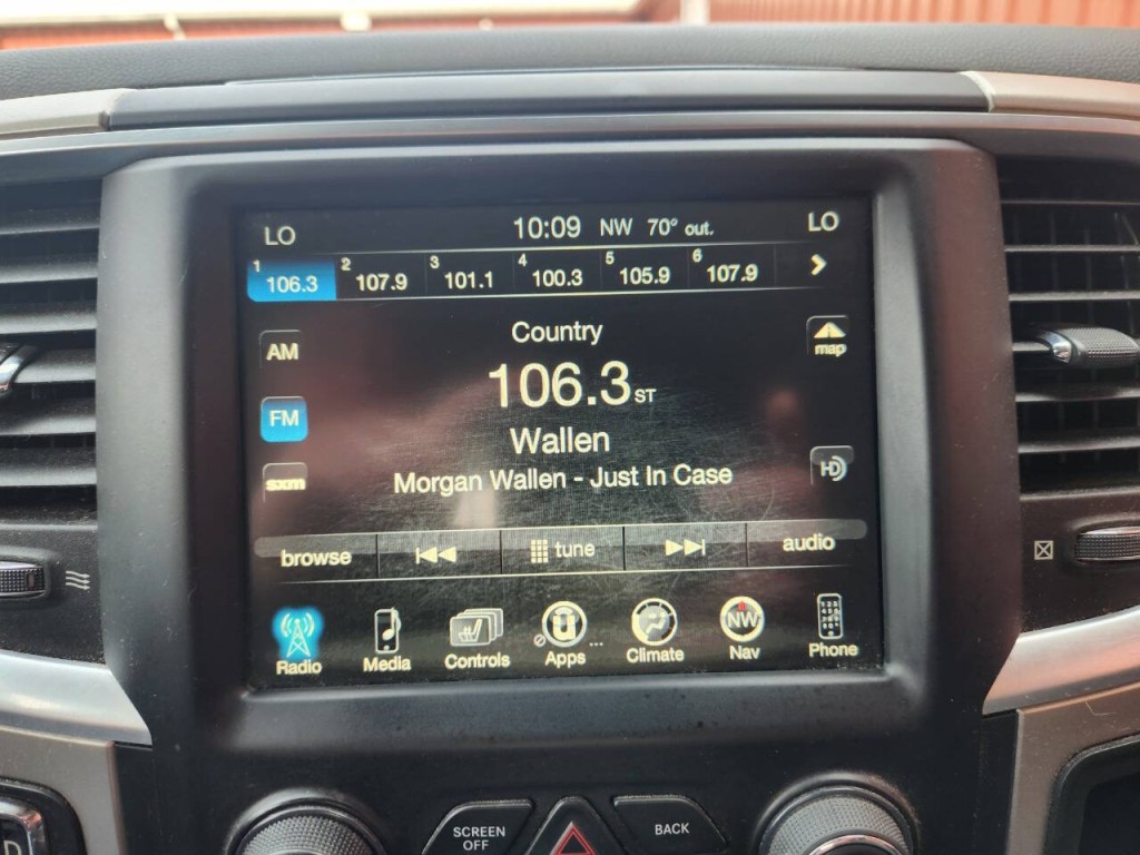 2017 RAM 1500 Image 17