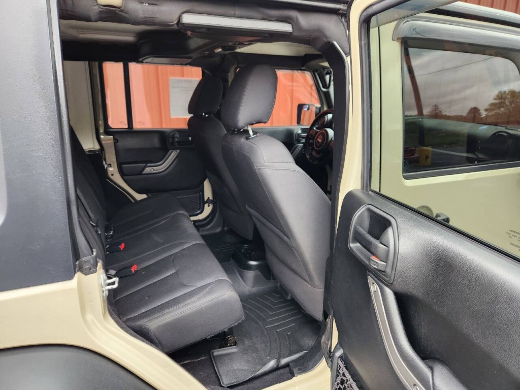 2018 Jeep Wrangler Image 12