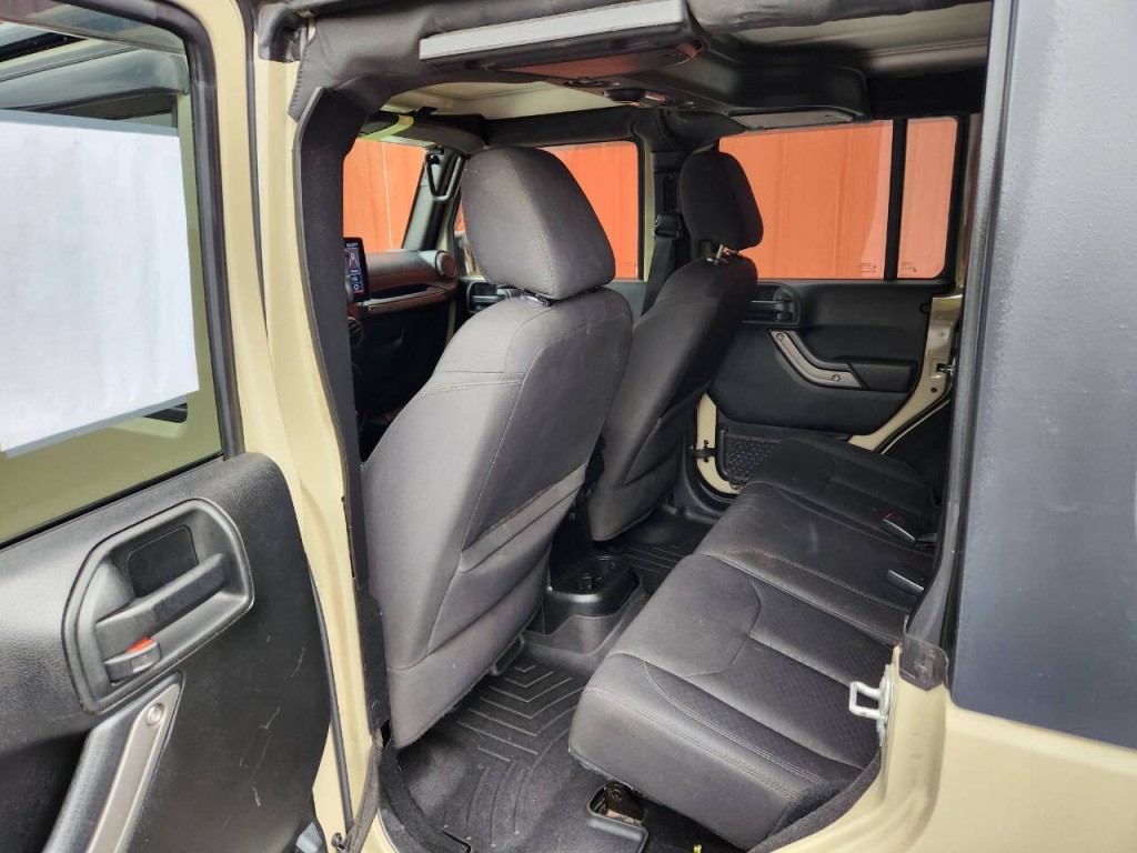 2018 Jeep Wrangler Image 14