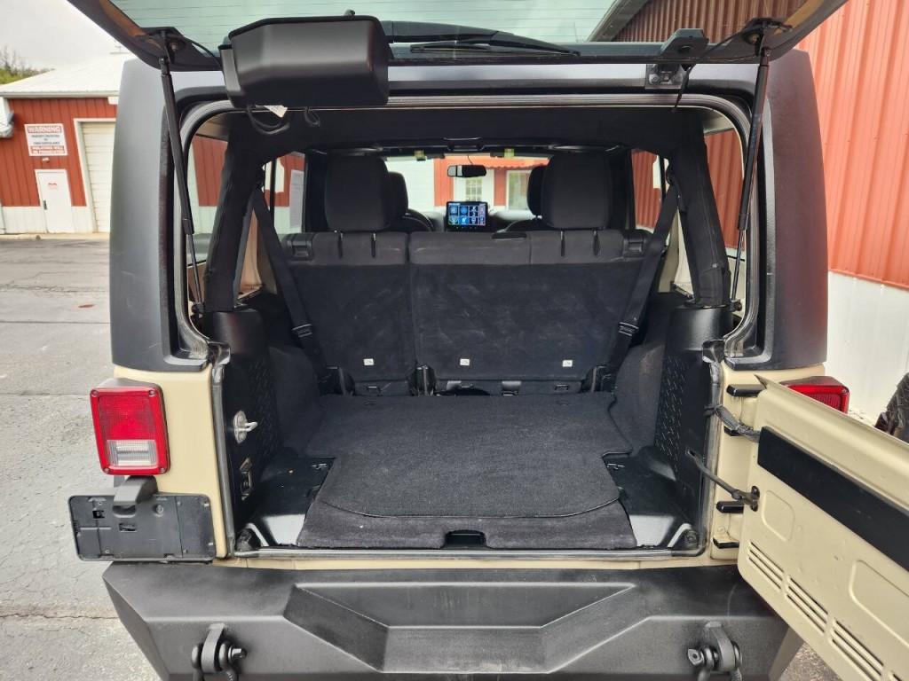 2018 Jeep Wrangler Image 17