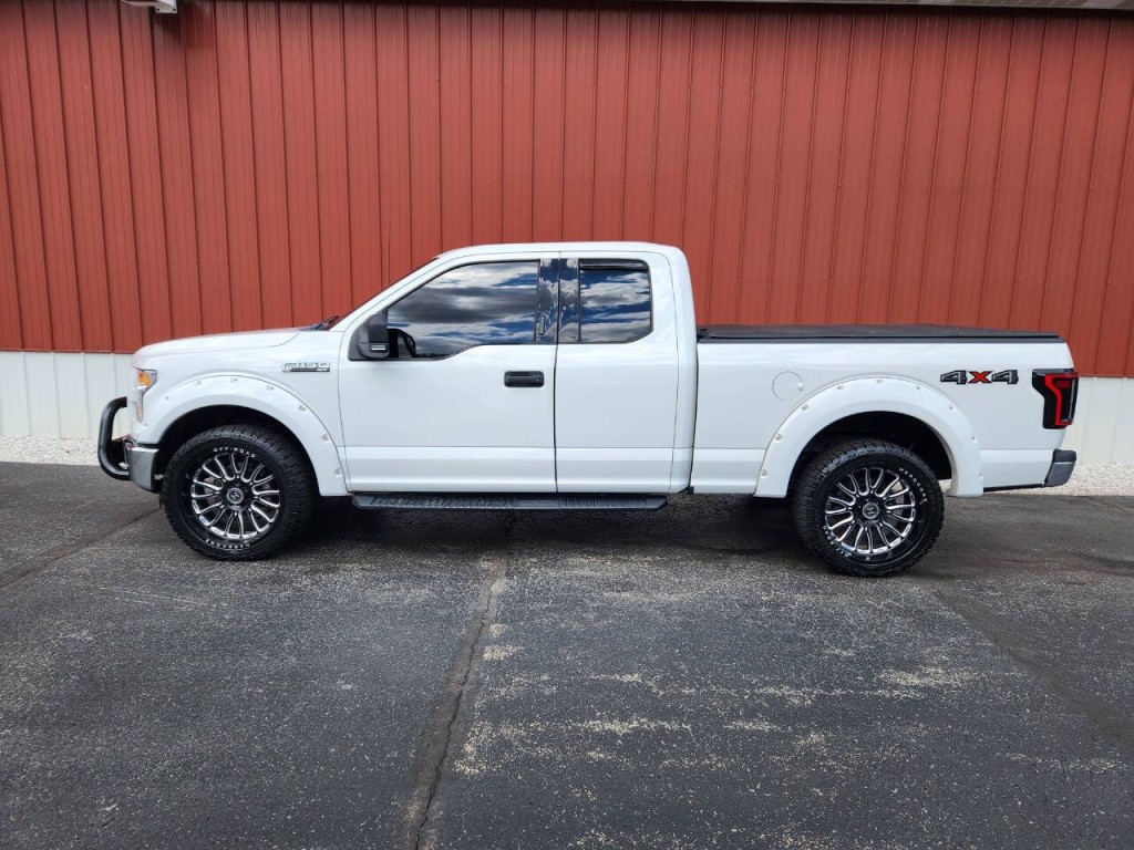 2015 Ford F-150 Image 2