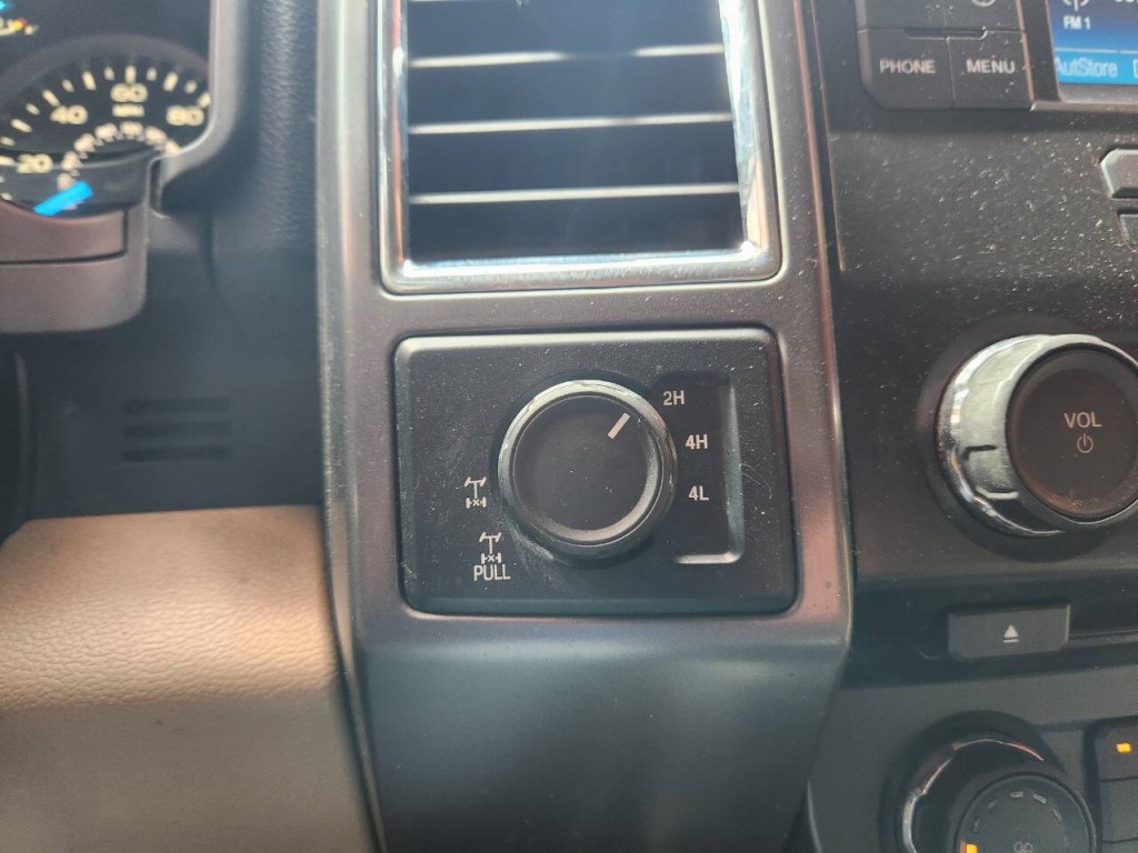 2015 Ford F-150 Image 18