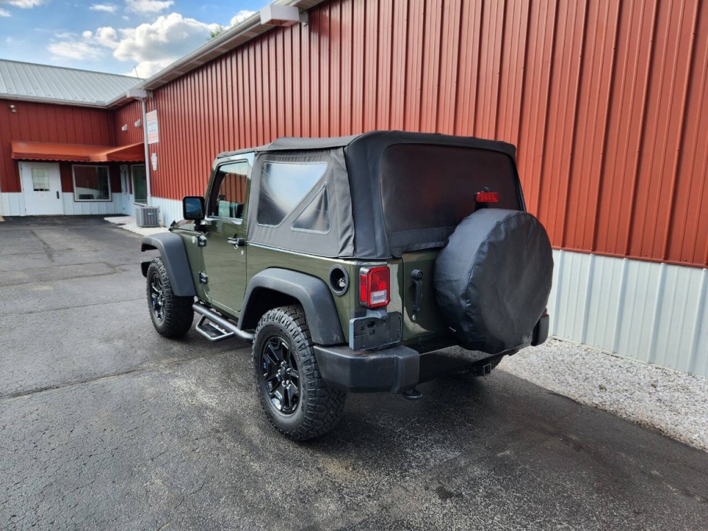 2016 Jeep Wrangler Image 9