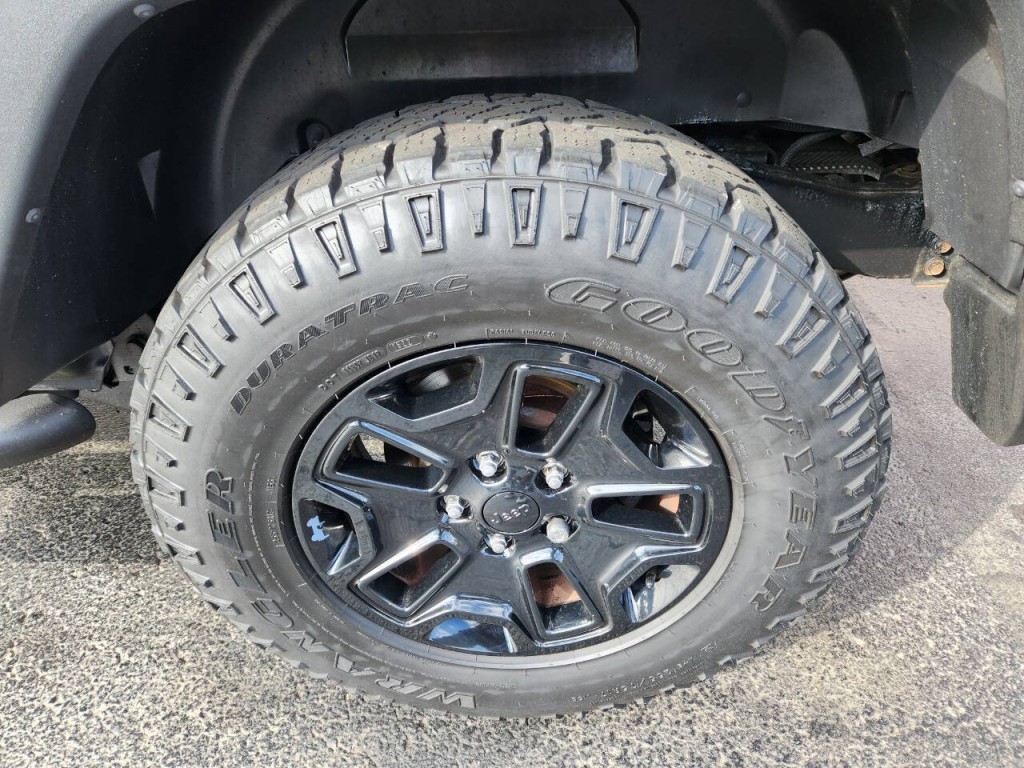 2016 Jeep Wrangler Image 10
