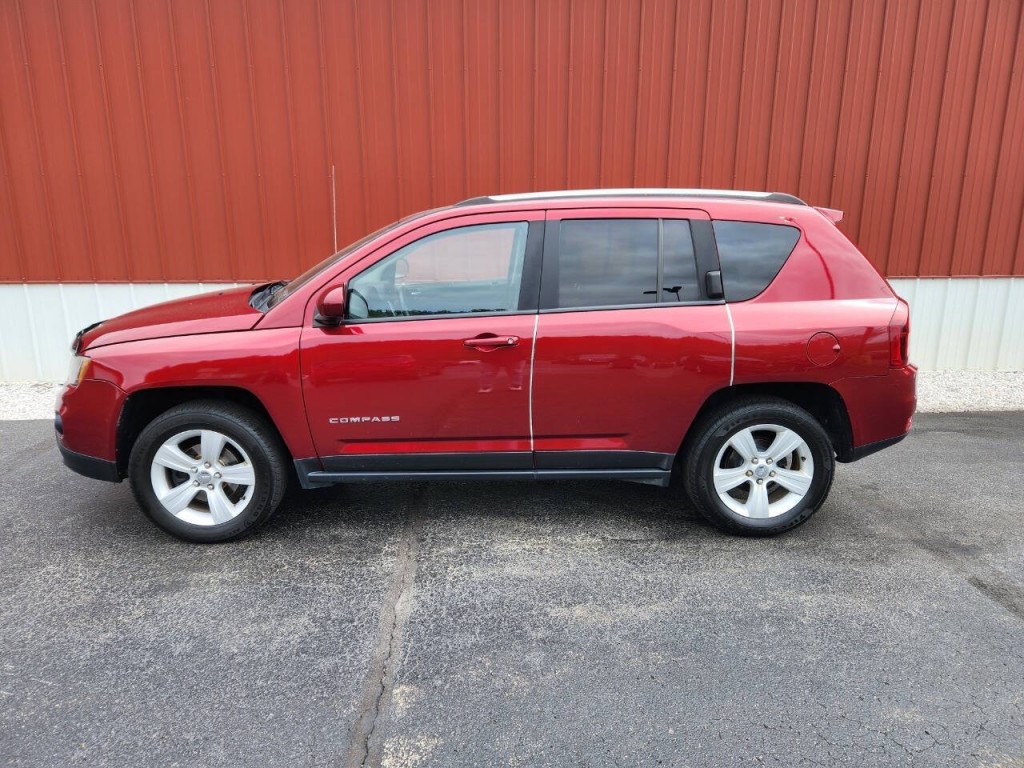 2016 Jeep Compass Image 2