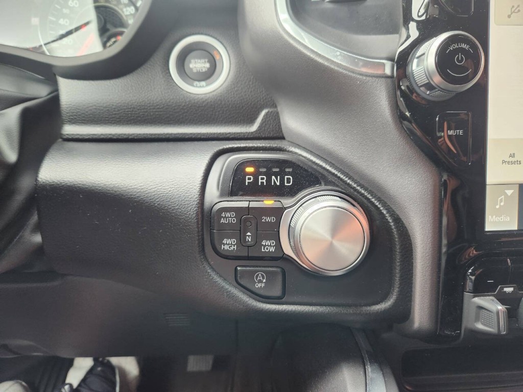 2023 RAM 1500 Image 26