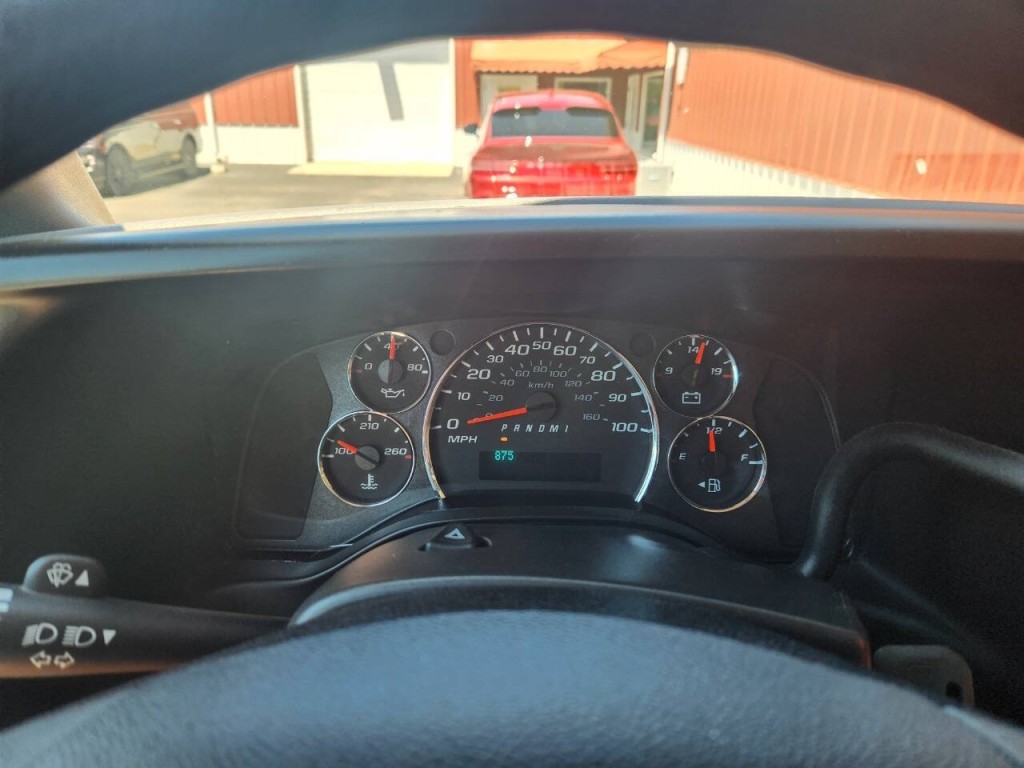 2017 GMC Savana Image 19