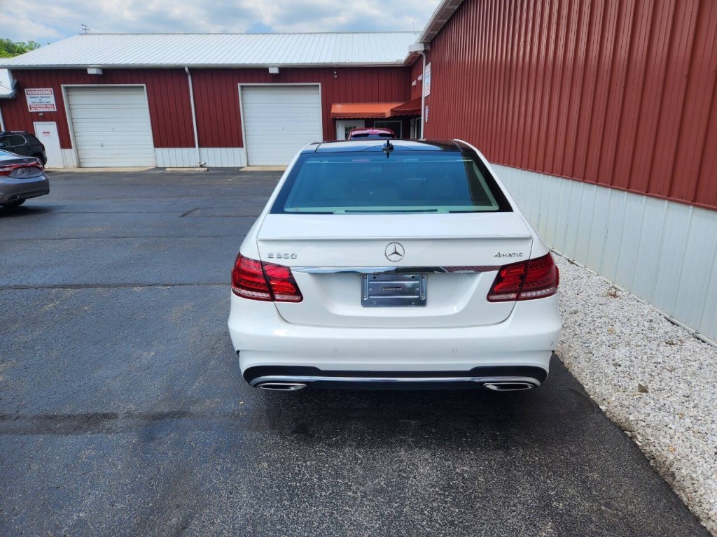 2015 Mercedes-Benz E-Class Image 7