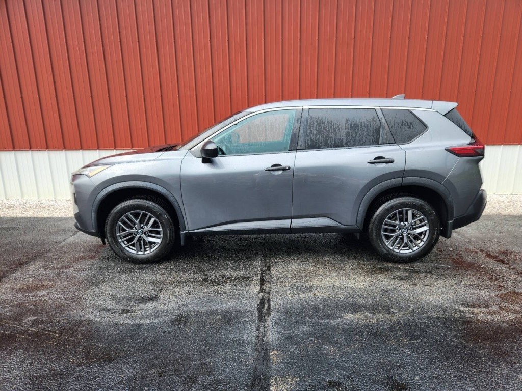 2021 Nissan Rogue Image 2
