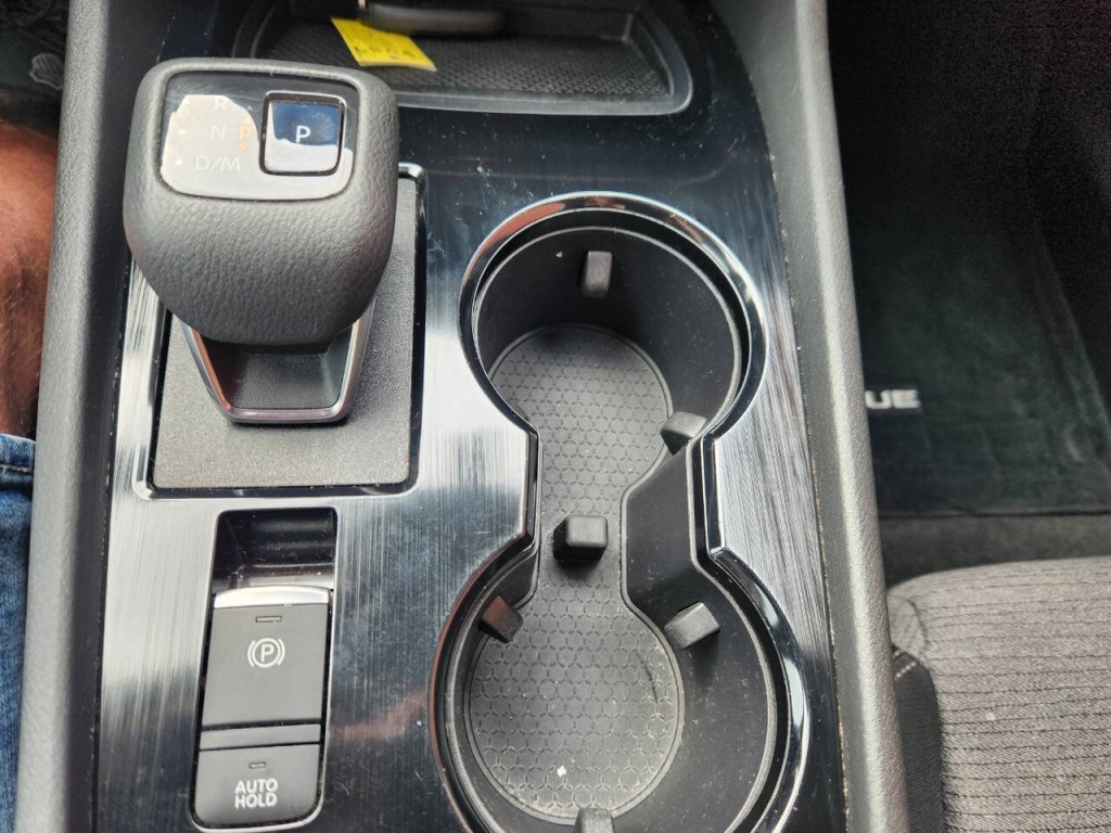 2021 Nissan Rogue Image 23