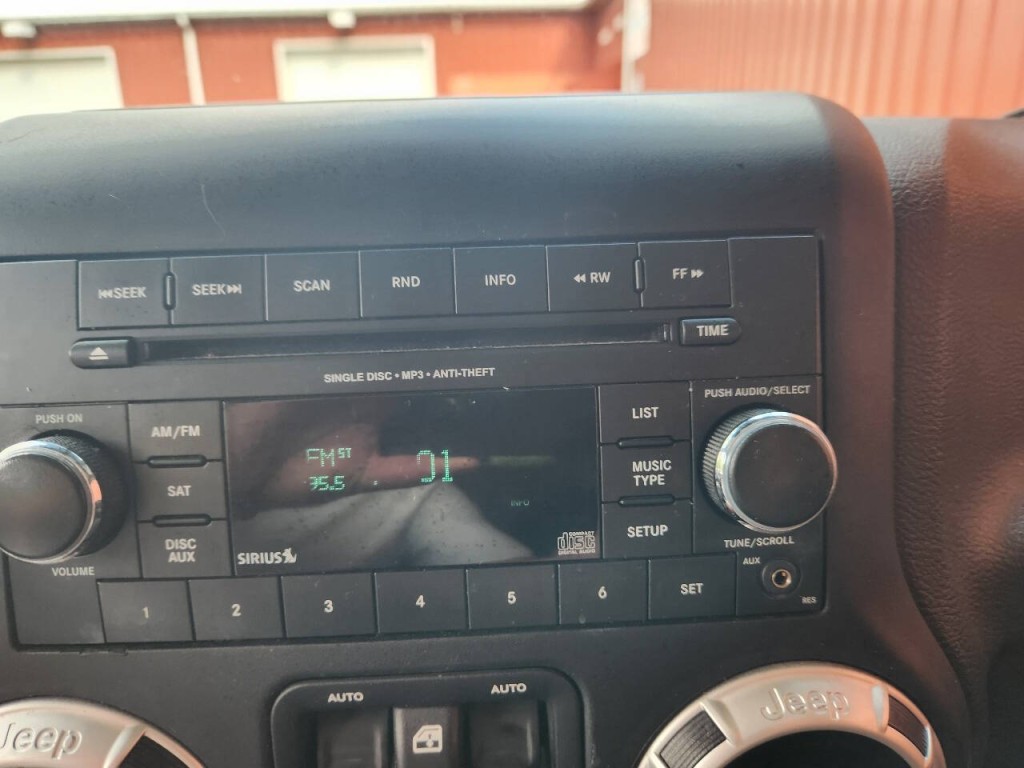 2017 Jeep Wrangler Unlimited Image 20