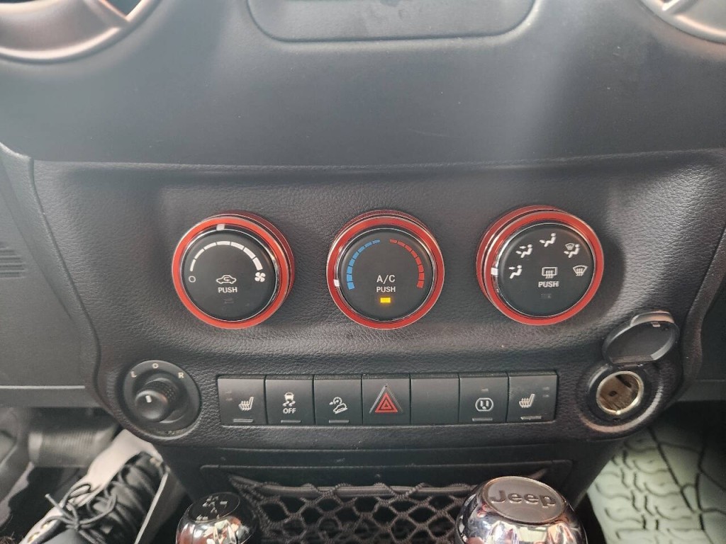 2017 Jeep Wrangler Unlimited Image 21
