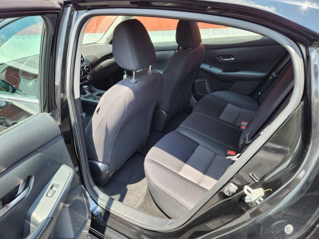 2022 Nissan Sentra Image 9