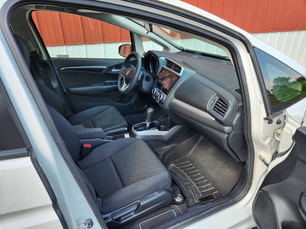 2019 Honda Fit Image 25