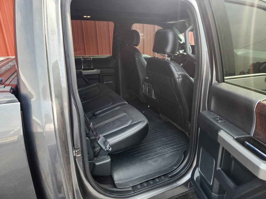 2015 Ford F-150 Image 28