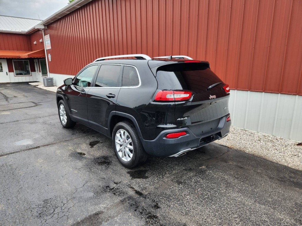 2016 Jeep Cherokee Image 5