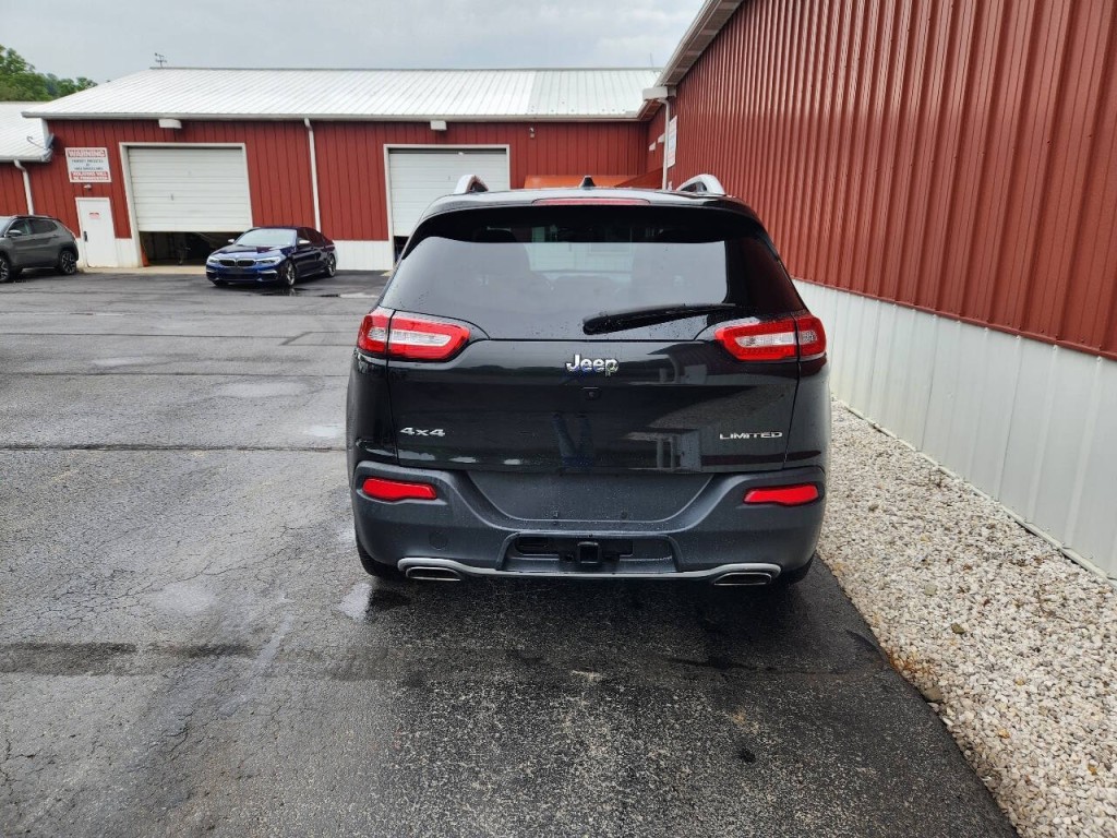 2016 Jeep Cherokee Image 7
