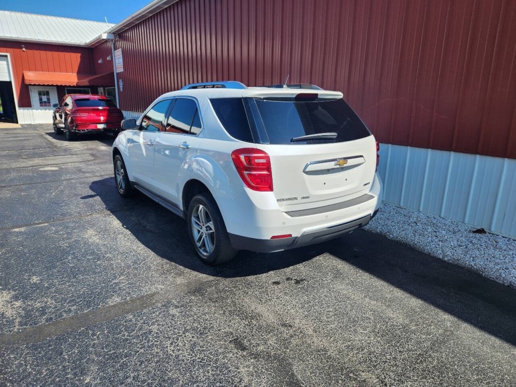 2017 Chevrolet Equinox Image 3