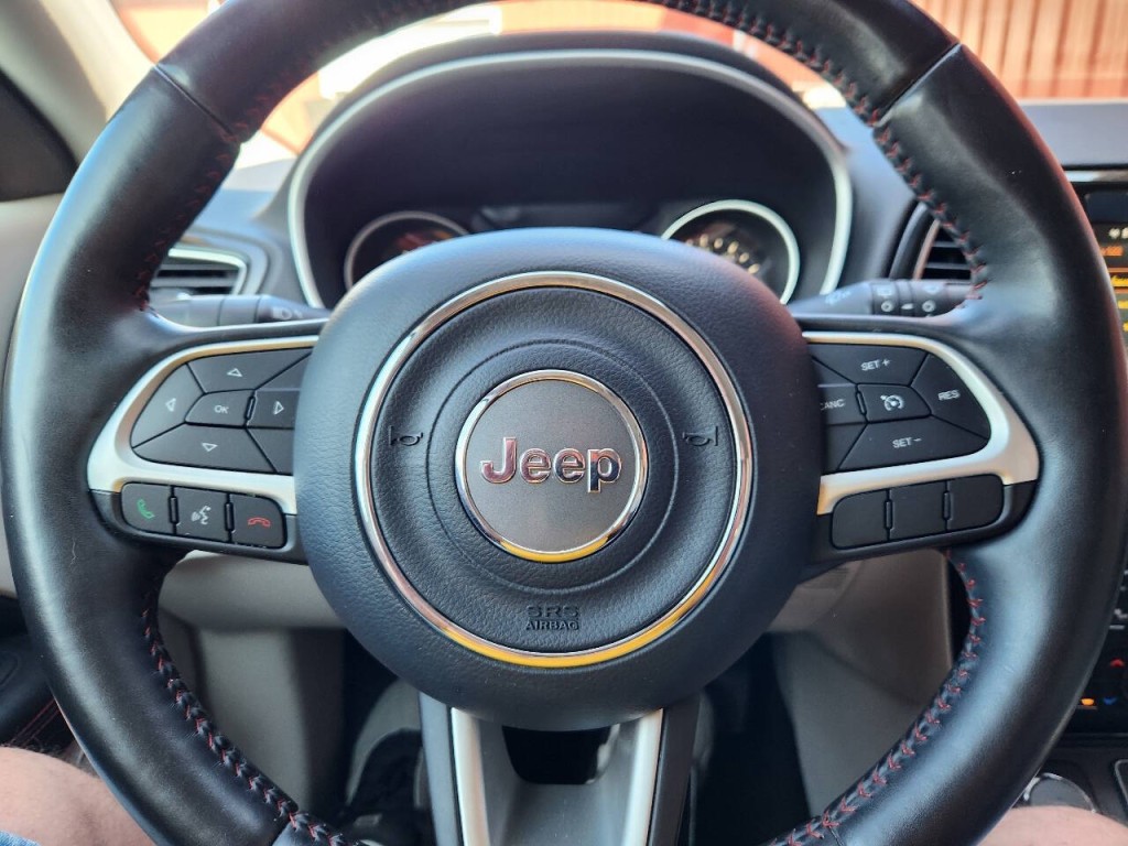 2019 Jeep Compass Image 6