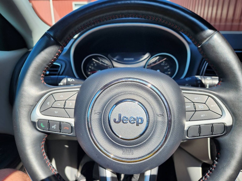 2019 Jeep Compass Image 12