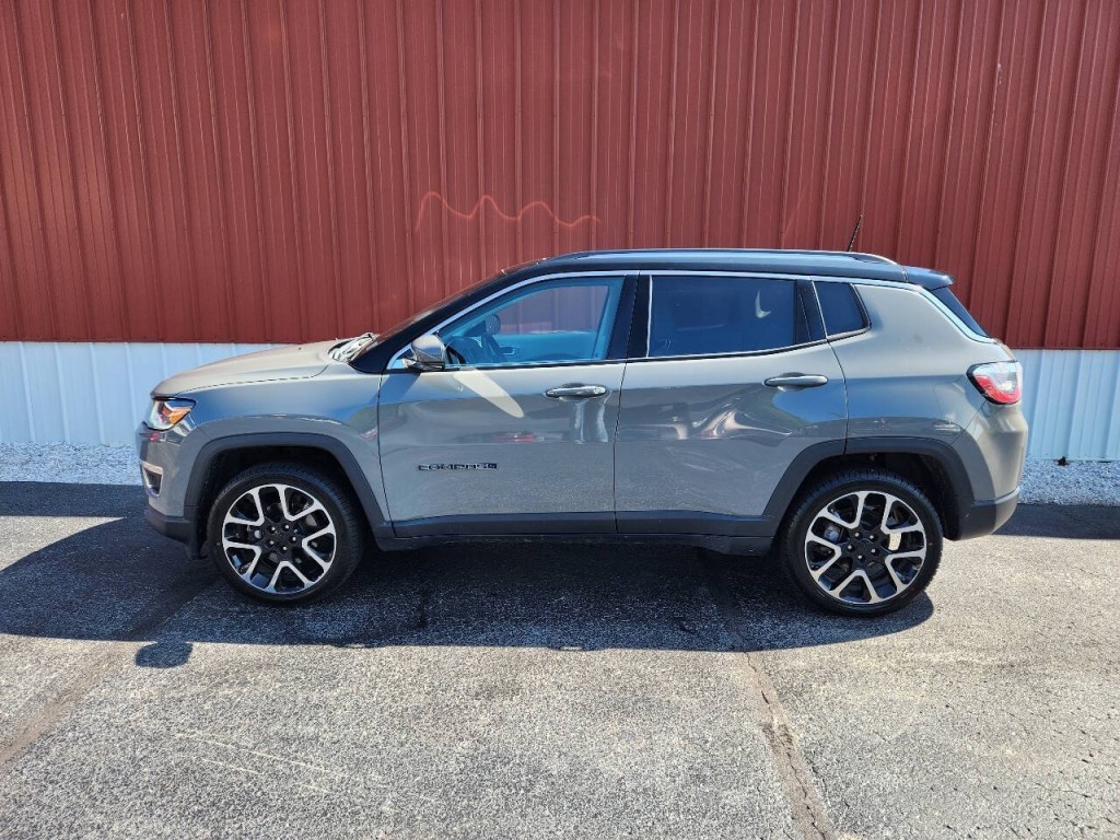 2019 Jeep Compass Image 16