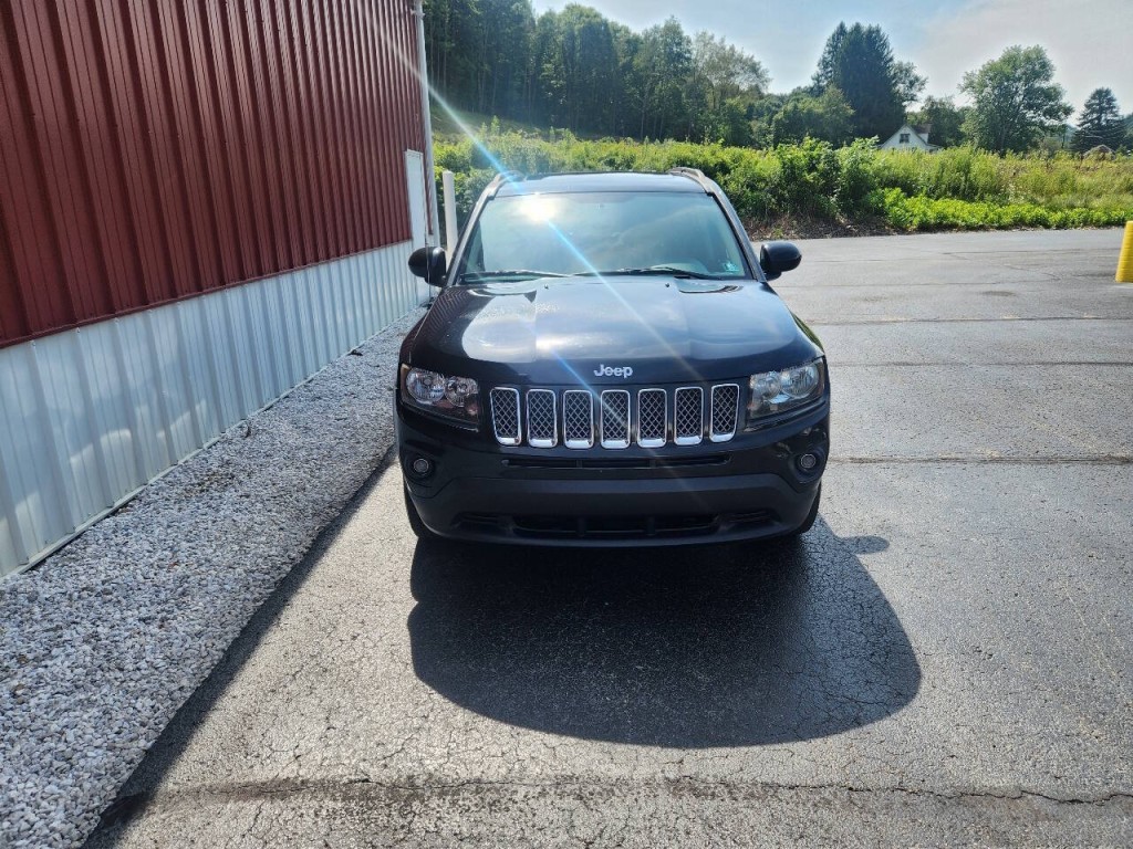 2016 Jeep Compass Image 4