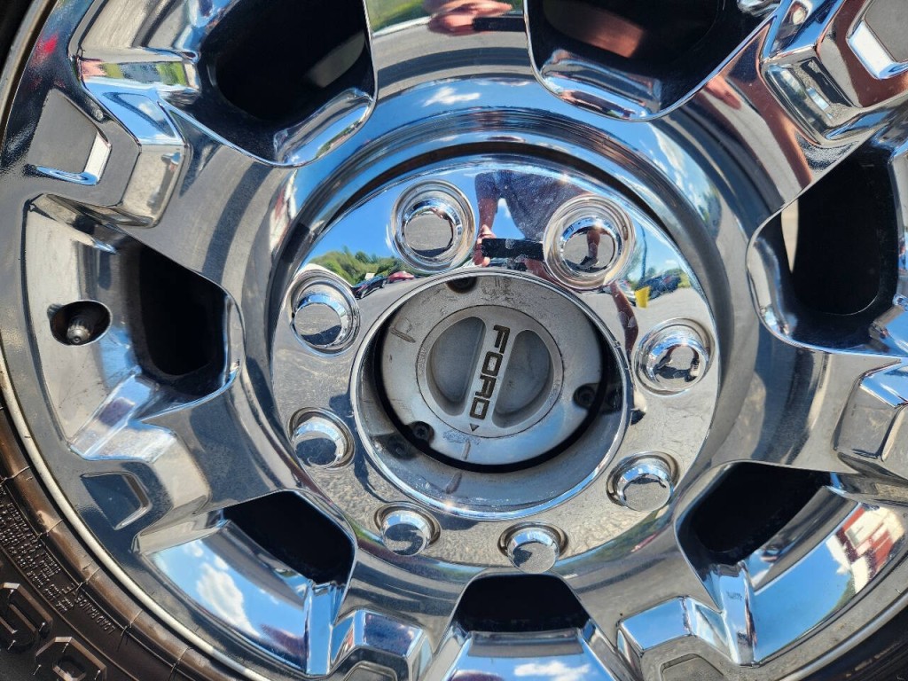 2015 Ford F-250 Image 13
