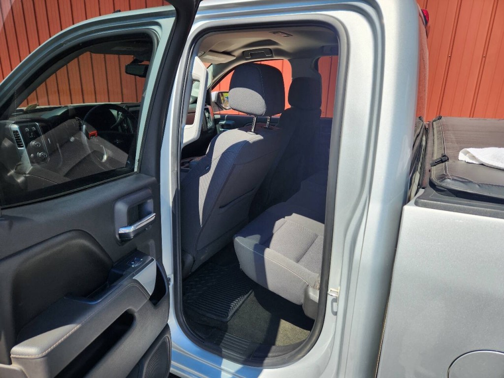 2017 Chevrolet Silverado 1500 Image 12