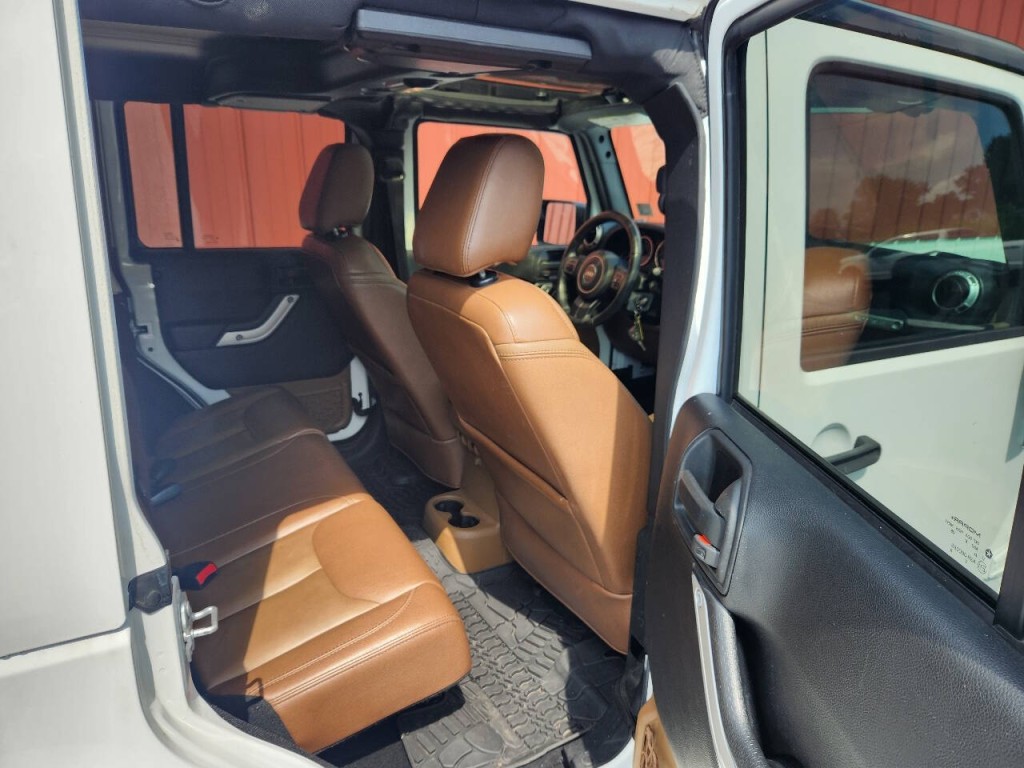 2017 Jeep Wrangler Unlimited Image 13