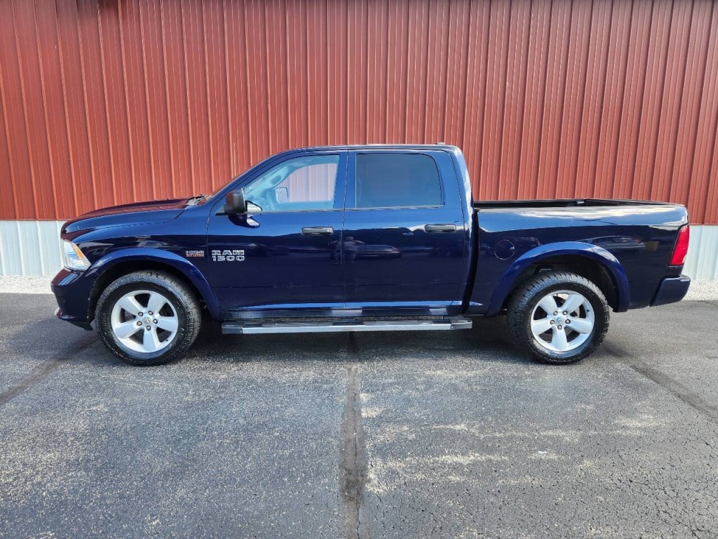 2014 RAM 1500 Image 2
