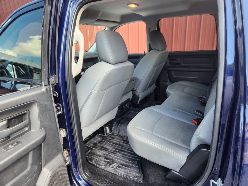 2014 RAM 1500 Image 12