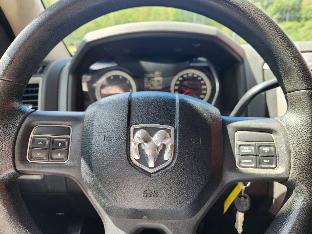 2014 RAM 1500 Image 16