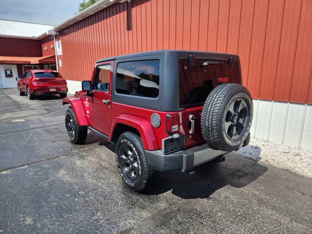 2012 Jeep Wrangler Image 5