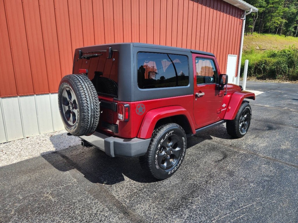 2012 Jeep Wrangler Image 8