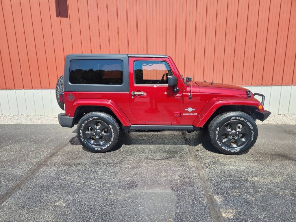 2012 Jeep Wrangler Image 9