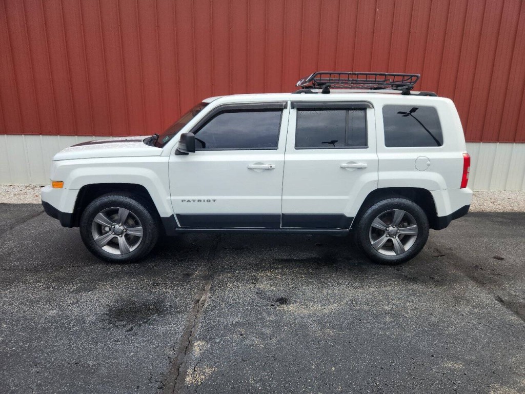 2016 Jeep Patriot Image 2