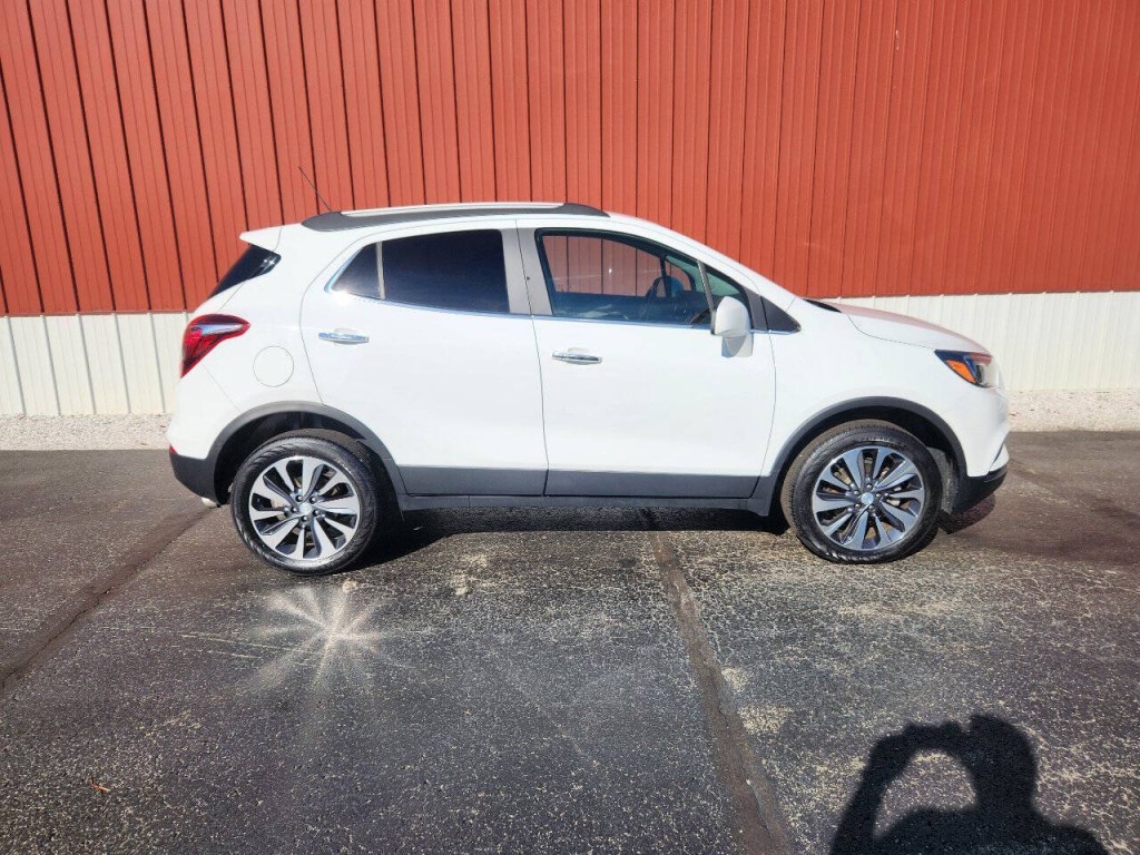 2022 Buick Enclave Image 8