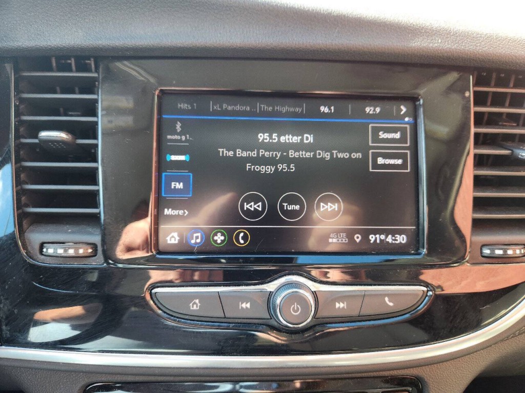2022 Buick Enclave Image 19