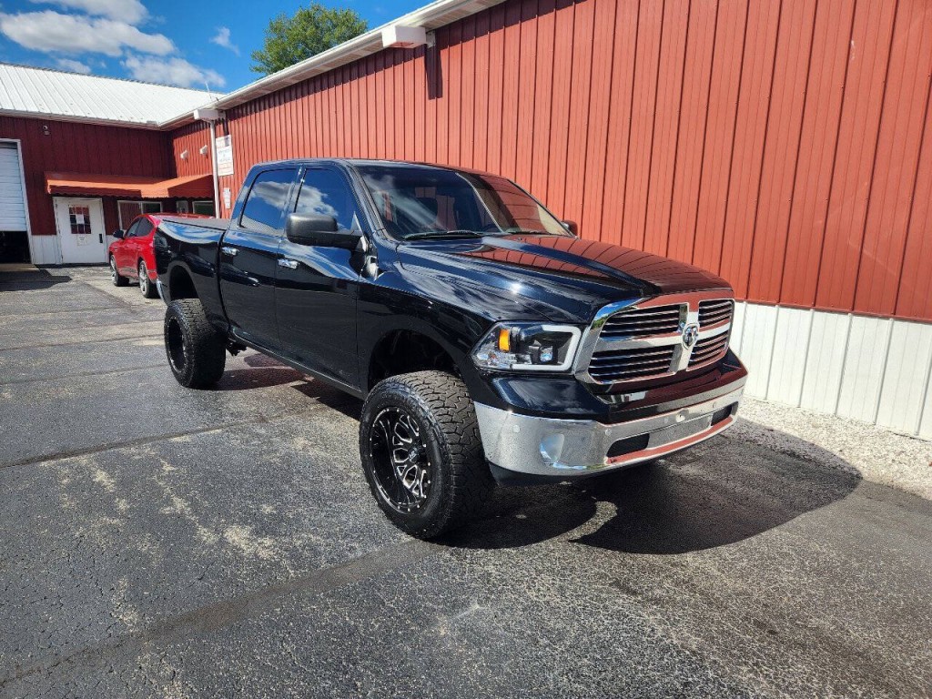 2014 RAM 1500 Image 9