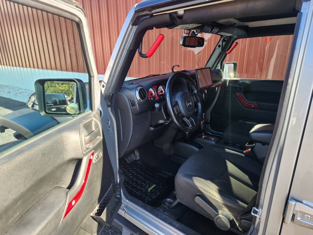2017 Jeep Wrangler Unlimited Image 11
