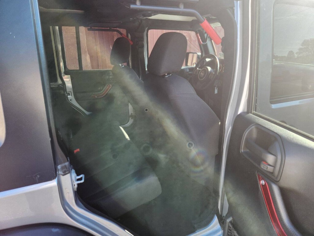 2017 Jeep Wrangler Unlimited Image 14