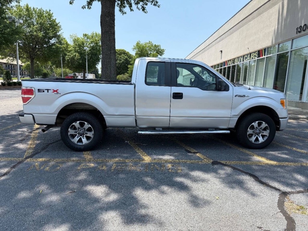 2012 Ford F-150 Image 2
