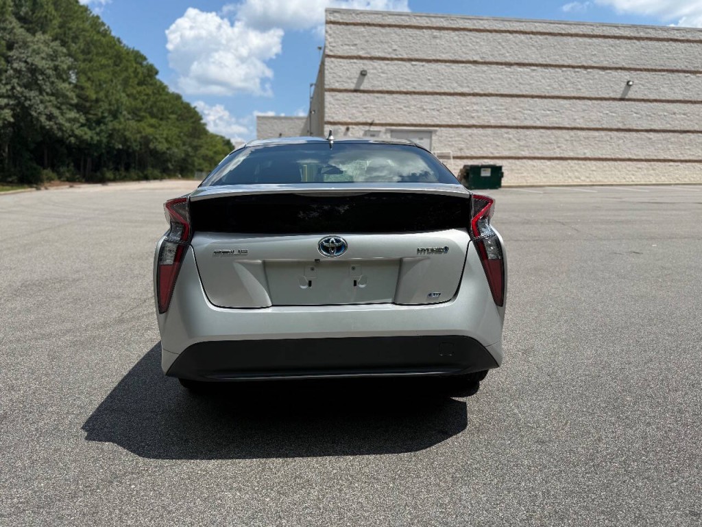 2018 Toyota Prius Image 6