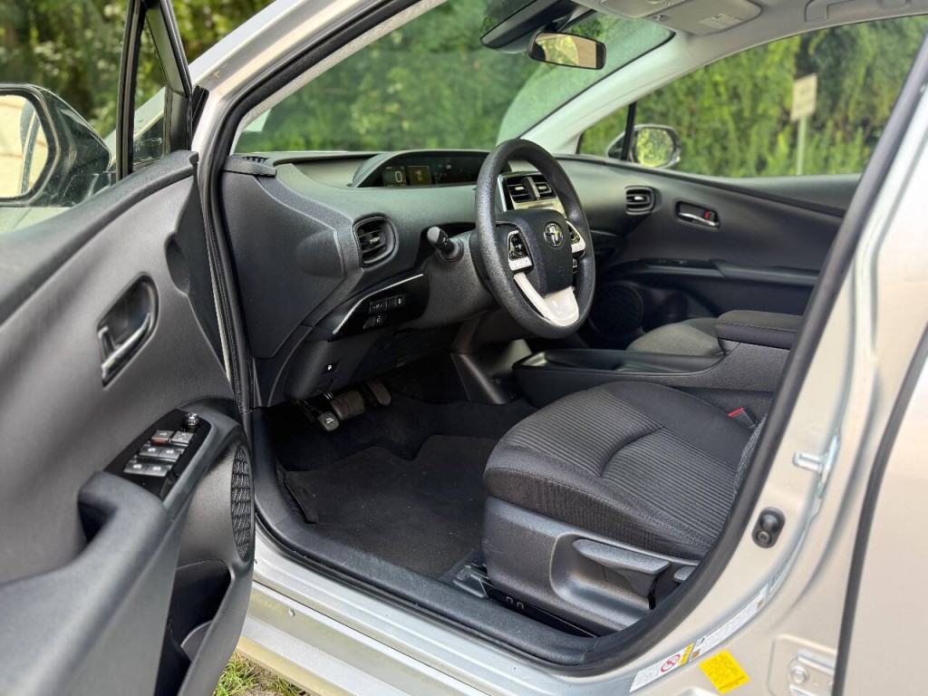 2018 Toyota Prius Image 8