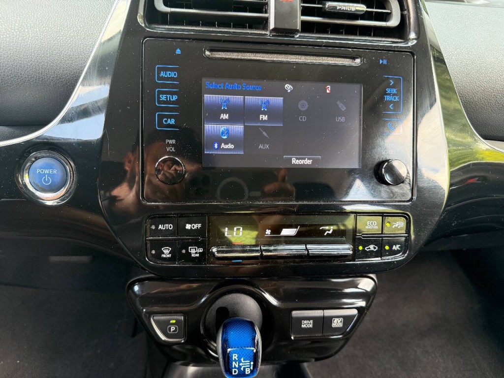 2018 Toyota Prius Image 14