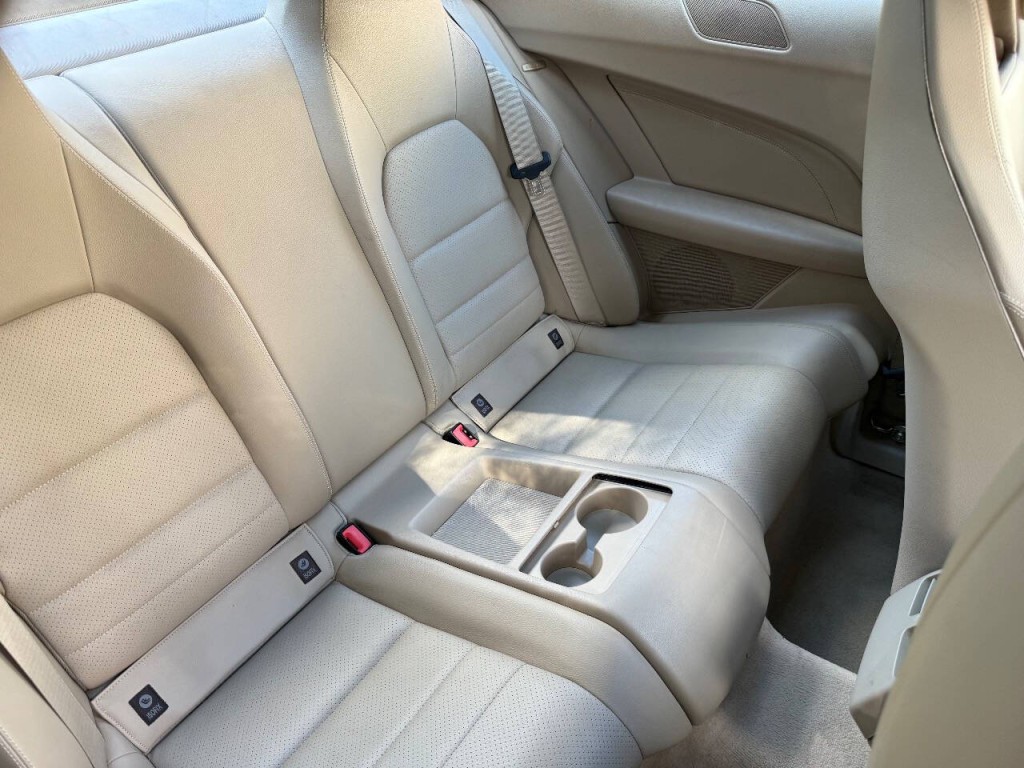 2013 Mercedes-Benz C-Class Image 10